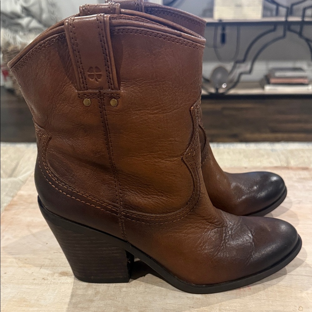 Lucky‎ Brand Tan Leather Heeled Boots - Picture 4 of 8